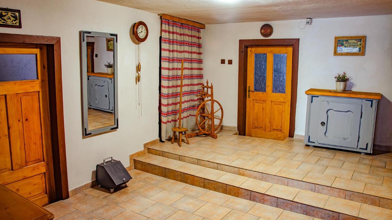 Penzion 1670 Nové Hrady Buitenkant foto